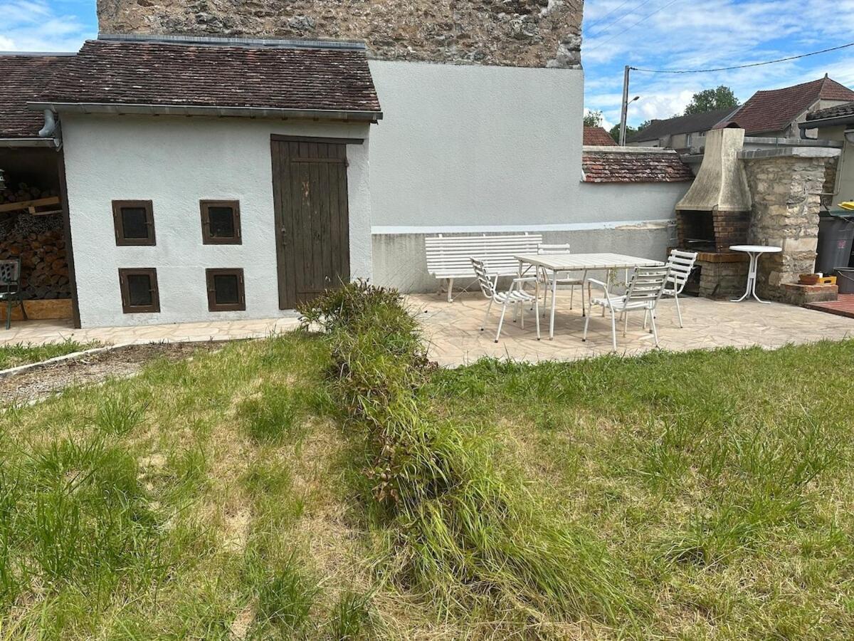 Maison Du Vignoble A 5 Minutes De Chablis Beine Exterior photo